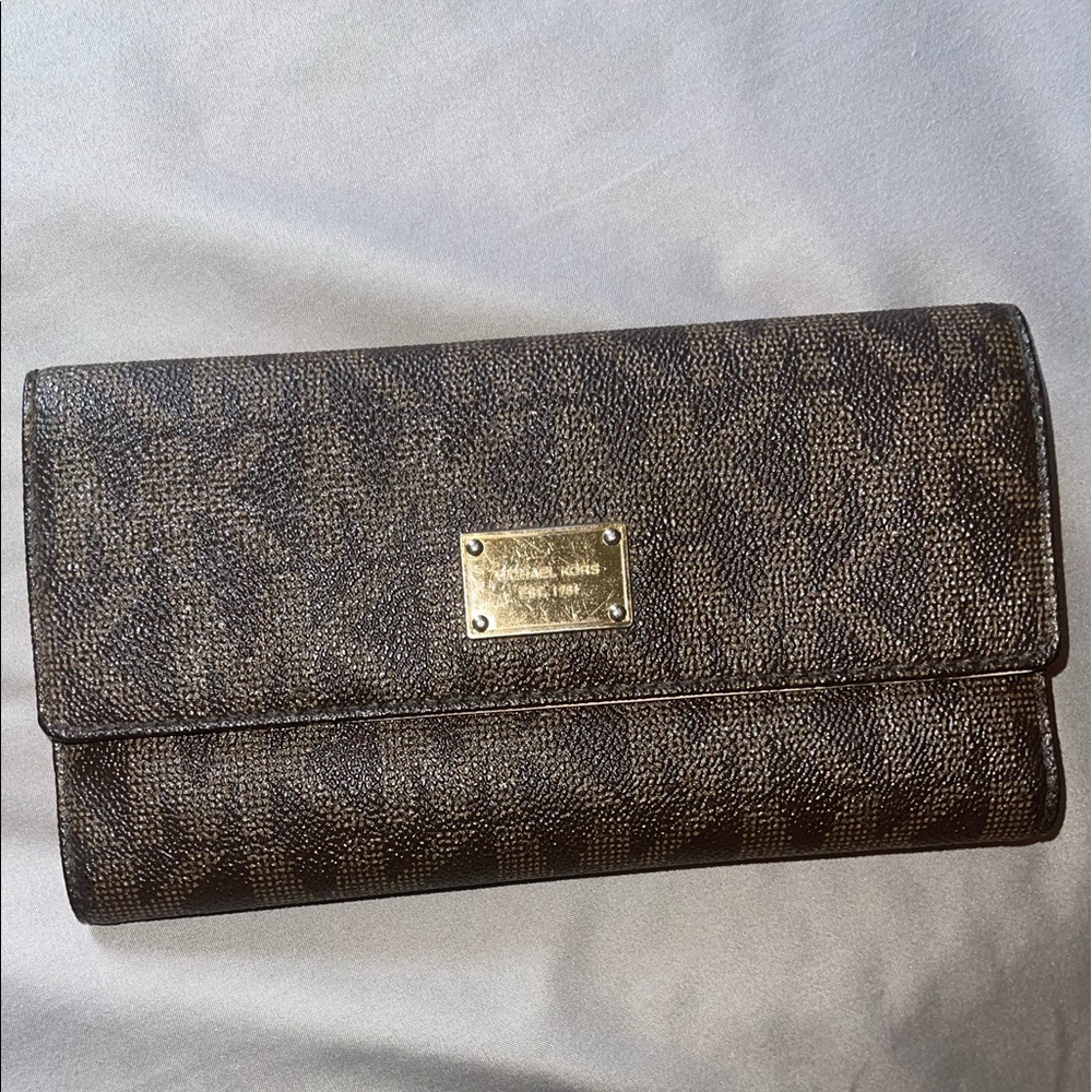 Brown Michael Kors Wallet
